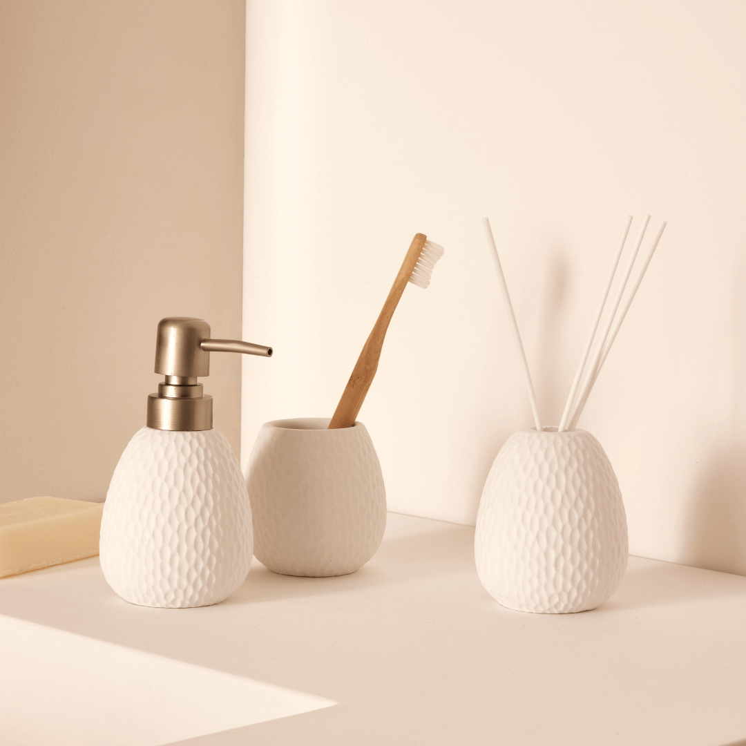 Copo Porta Escova Multiuso em Cimento Branco 9cm